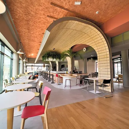 Greet Mulhouse 3* Cernay (Haut-Rhin)