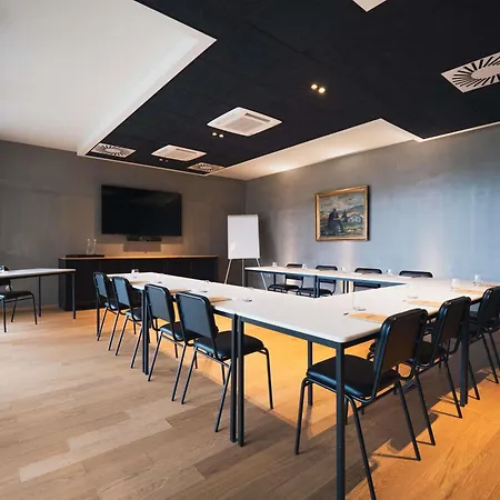 Greet Mulhouse Hotel Cernay (Haut-Rhin)