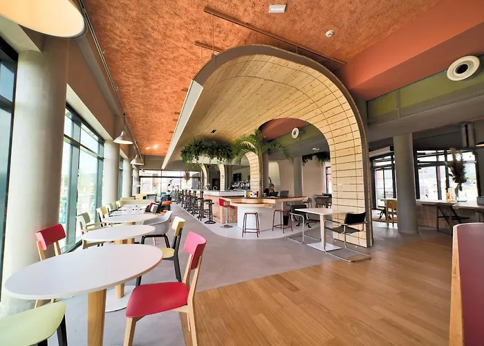 Greet Mulhouse 3* Cernay (Haut-Rhin)