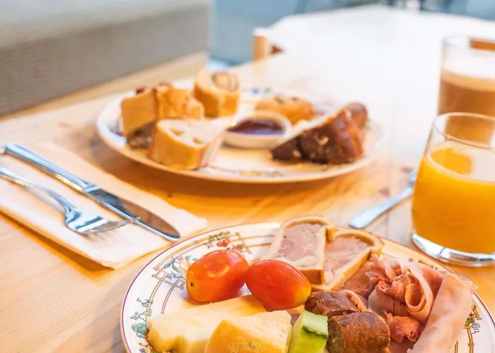 Hotel Greet Mulhouse 3*